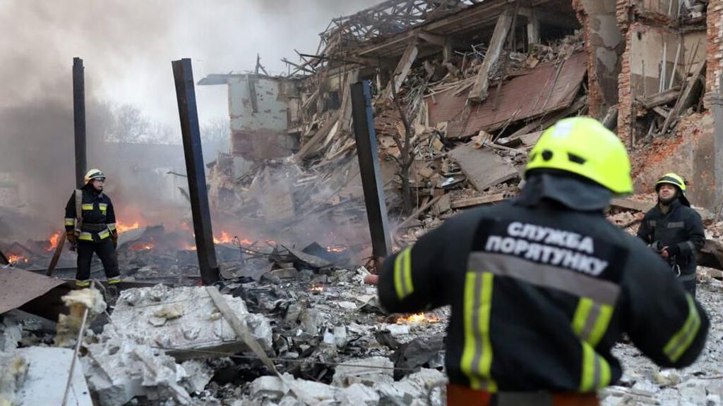 Occidente acuerda nuevas sanciones a Rusia mientras el conflicto se extiende al oeste de Ucrania