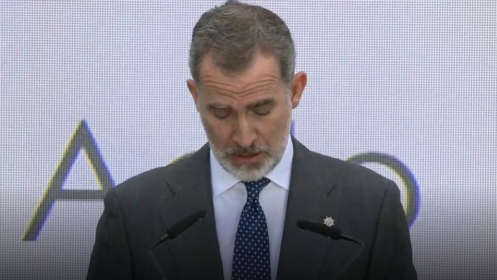 Los Reyes presiden el homenaje al pueblo de La Palma