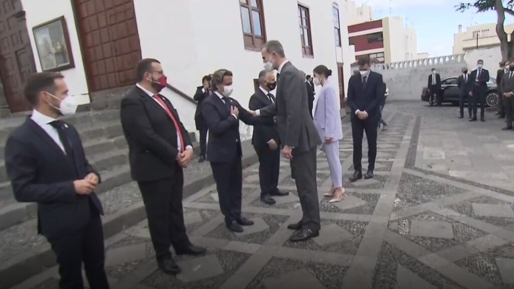 Los Reyes presiden el homenaje al pueblo de La Palma