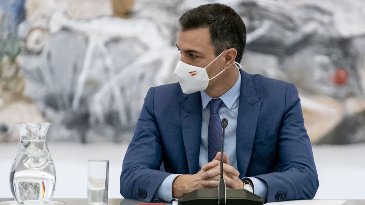 Sánchez defiende "contundencia" contra Putin pero siendo "prudentes" para evitar una escalada militar "irreversible" Sánchez defiende "contundencia" contra Putin pero siendo "prudentes" para evitar una escalada militar "irreversible"