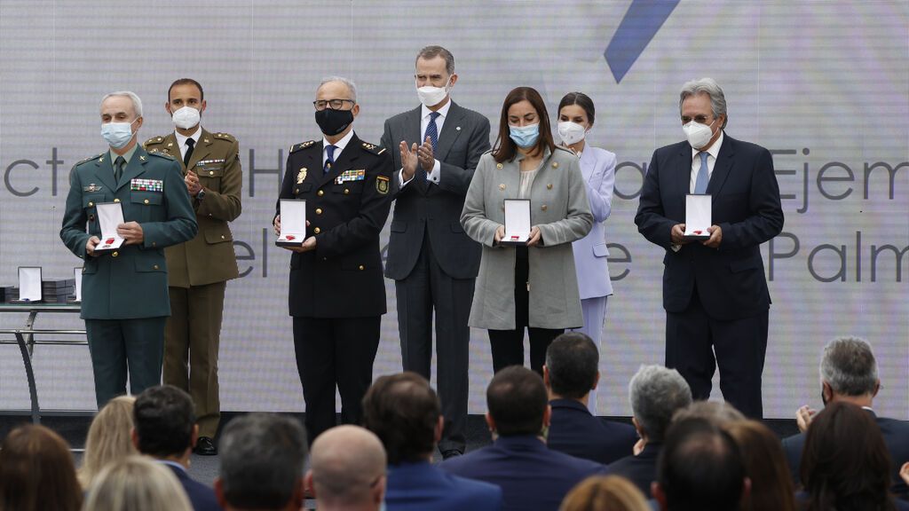 Los Reyes presiden el homenaje al pueblo de La Palma: "Sentimos un gran orgullo y admiración por vuestro coraje"