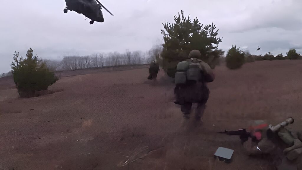 El ministerio de Defensa ruso muestra imágenes de la supuesta toma de una base en Ucrania