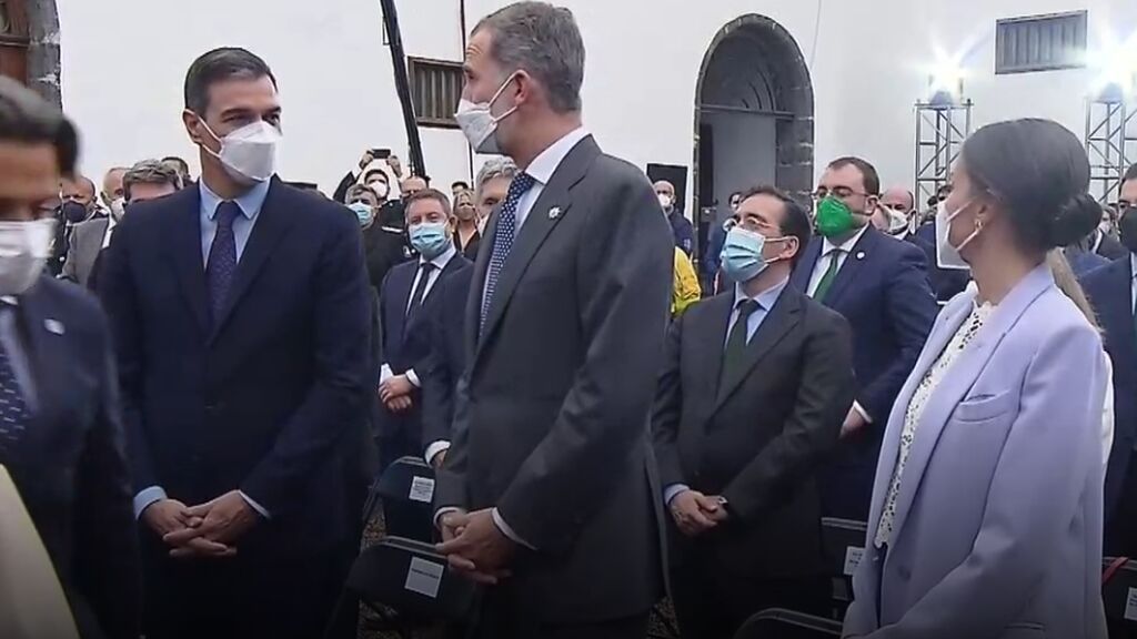 Los Reyes presiden el homenaje al pueblo de La Palma