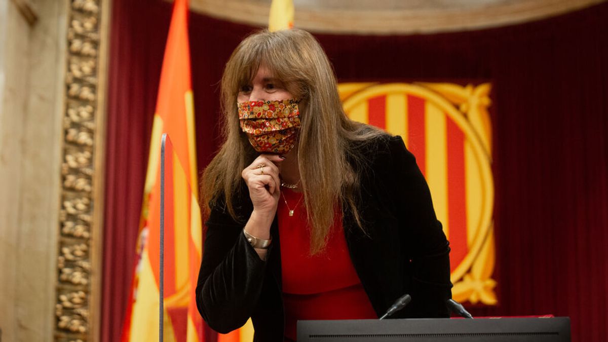El juez ve "indicios sólidos" de delito en el fraccionamiento de contratos de Laura Borràs El juez ve "indicios sólidos" de delito en el fraccionamiento de contratos de Laura Borràs