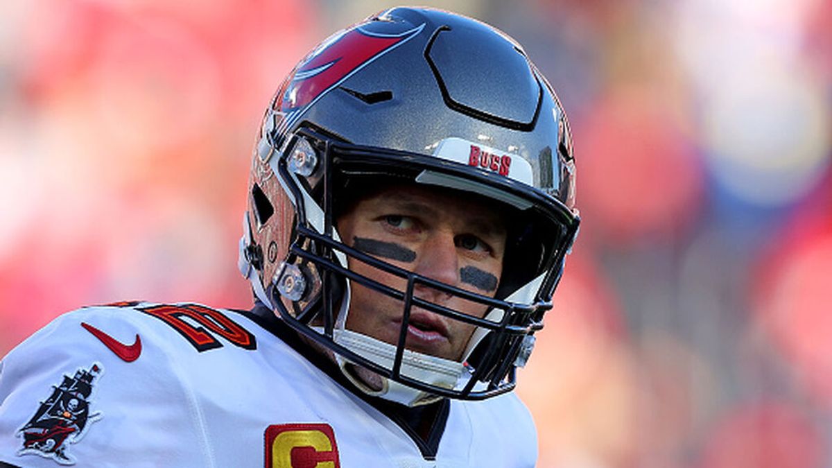 Tom Brady cambia de opinión y no se retira: "Mi sitio aún está en el campo" Tom Brady cambia de opinión y no se retira: "Mi sitio aún está en el campo"