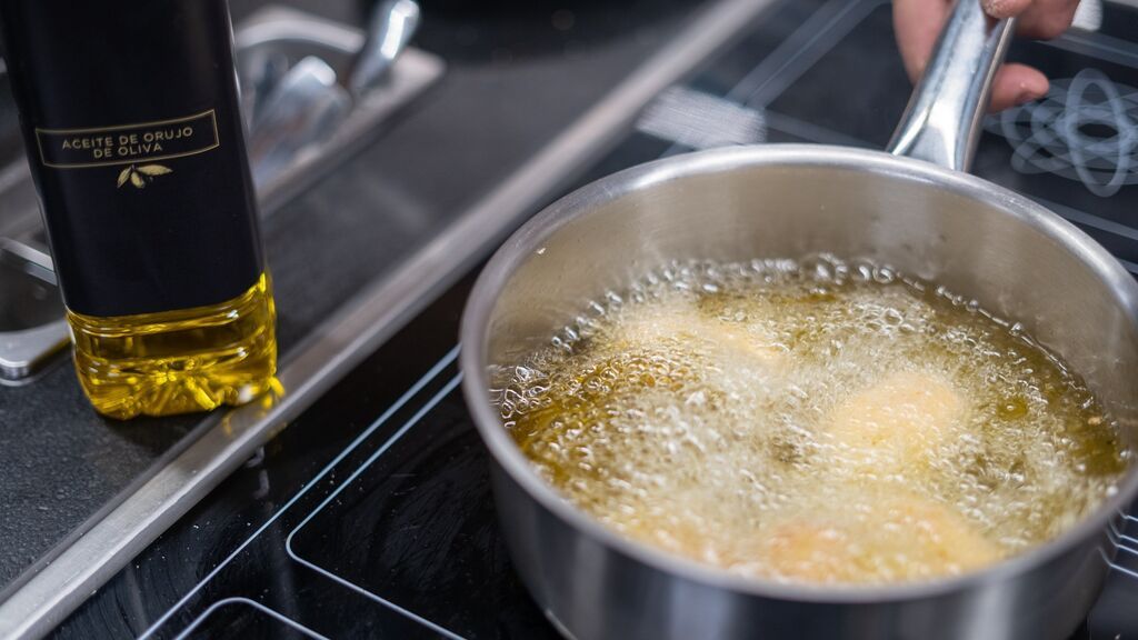 El aceite de orujo de oliva, la alternativa sana para sustituir al de girasol