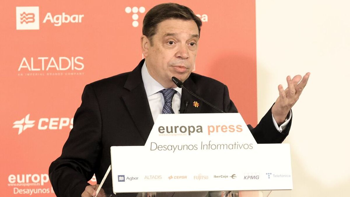 El Gobierno descarta el desabastecimiento alimentario en España por la guerra en Ucrania El Gobierno descarta el desabastecimiento alimentario en España por la guerra en Ucrania