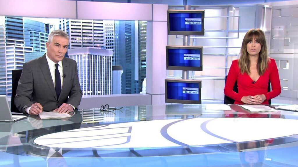 Con David Cantero e Isabel Jiménez Informativos Telecinco 2022 Mediodía 14/03/2022