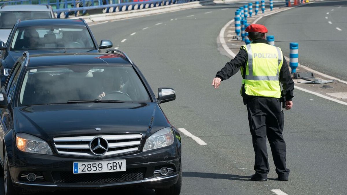 La Policía Municipal de Bilbao vigilará el buen uso del cinturón de seguridad hasta 20 de marzo La Policía Municipal de Bilbao vigilará el buen uso del cinturón de seguridad hasta 20 de marzo