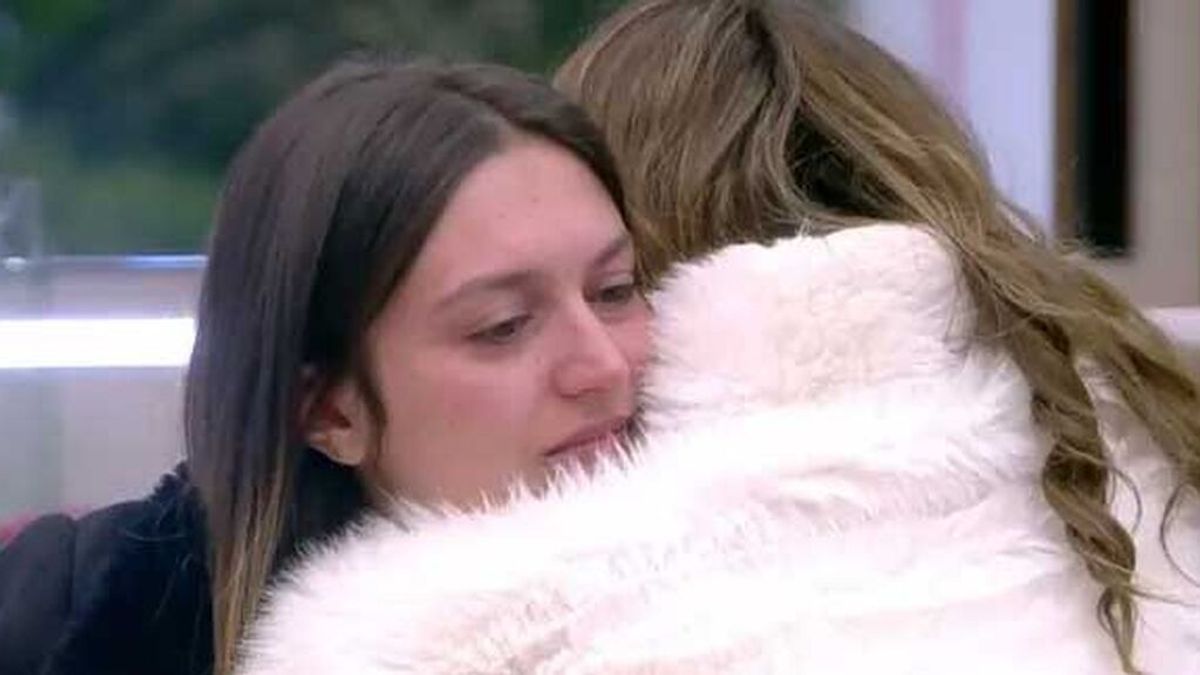 Marta rompe a llorar después de que una parte de la casa cuestione los sentimientos que tiene Adrián hacia ella