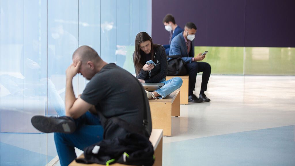 Segunda subida consecutiva de la incidencia con 432 casos y los hospitalizados por covid aumentan a 4.894 Segunda subida consecutiva de la incidencia con 432 casos y los hospitalizados por covid aumentan a 4.894