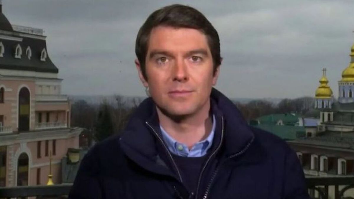El periodista de Fox News Benjamin Hall, herido grave a las afueras de Kiev