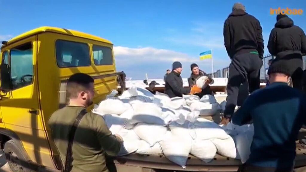 Desembarco en Odesa: los ciudadanos se preparan para el asalto definitivo ante el movimiento de buques rusos