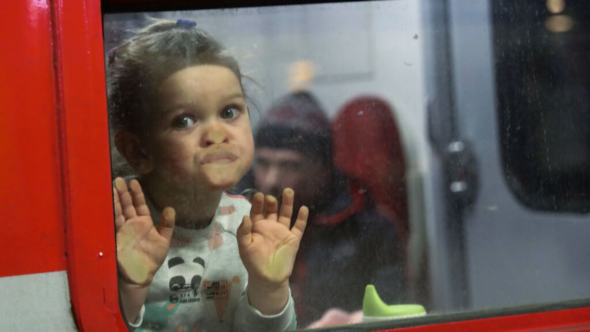 Cada segundo un niño ucraniano se convierte en refugiado