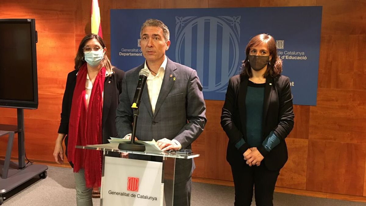 Cambray anuncia que los colegios e institutos catalanes podrán no aplicar el nuevo currículum Cambray anuncia que los colegios e institutos catalanes podrán no aplicar el nuevo currículum