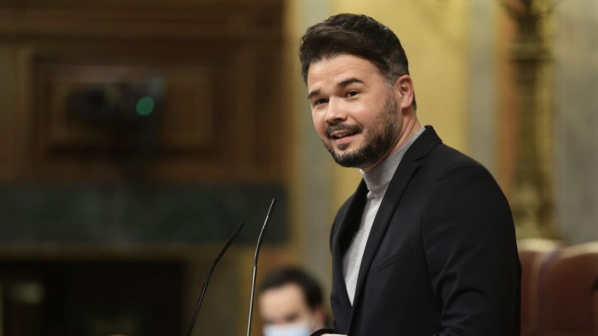 Rufián se disculpa por la "contundencia" de sus declaraciones sobre Puigdemont y Rusia Rufián se disculpa por la "contundencia" de sus declaraciones sobre Puigdemont y Rusia