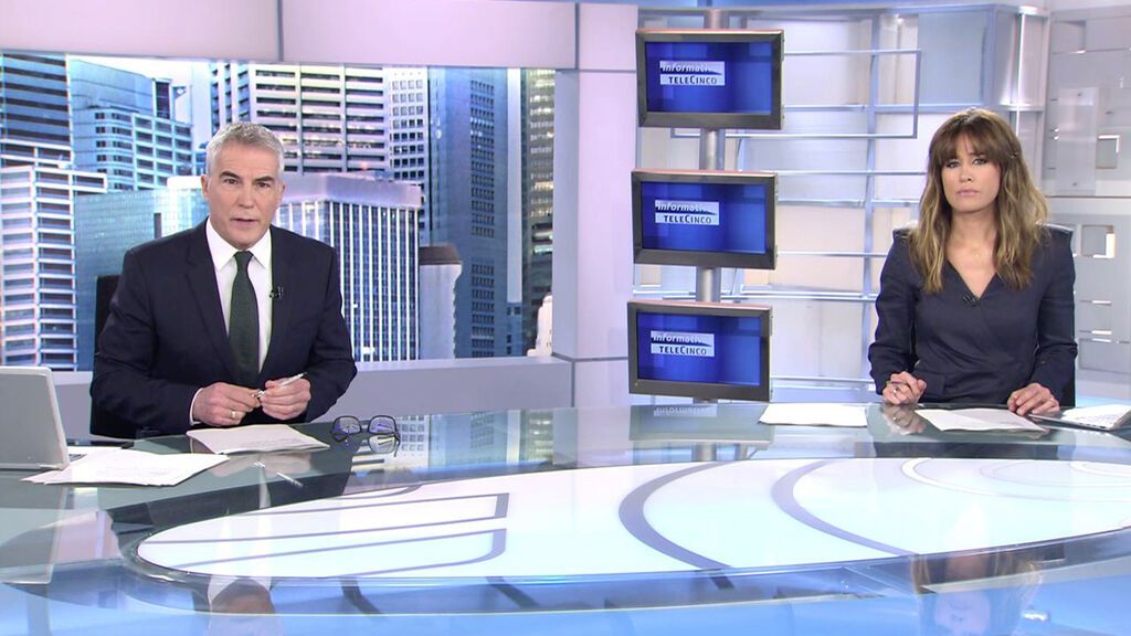 Con David Cantero e Isabel Jiménez Informativos Telecinco 2022 Mediodía 16/03/2022