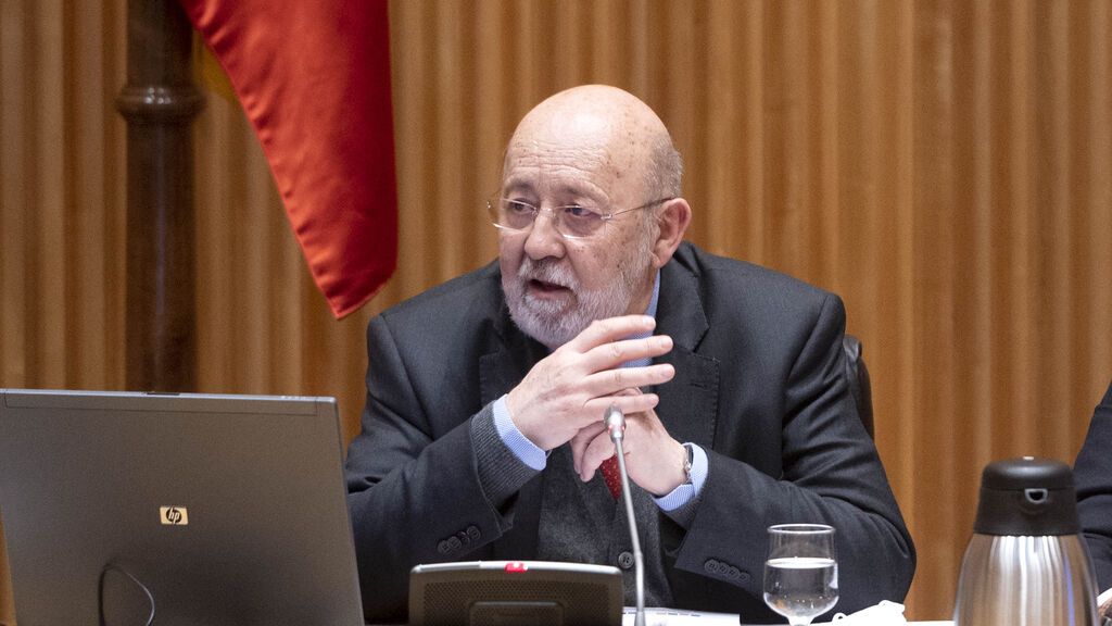 Tezanos reconoce errores al estimar el voto de Vox y anticipa cambio de modelo en el CIS