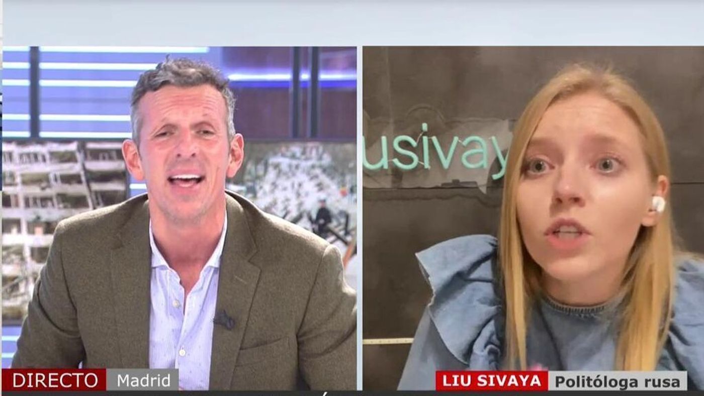 La fuerte discusión de Joaquín Prat con una politóloga rusa Momentazos 2022 Cuatro al día 17/03/2022