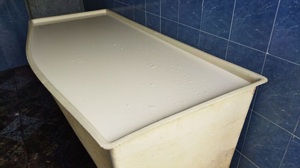 220317 bañera leche