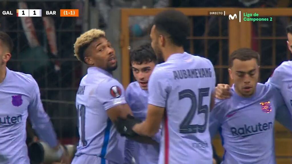Pedri se viste de mago para silenciar Estambul (1-1)
