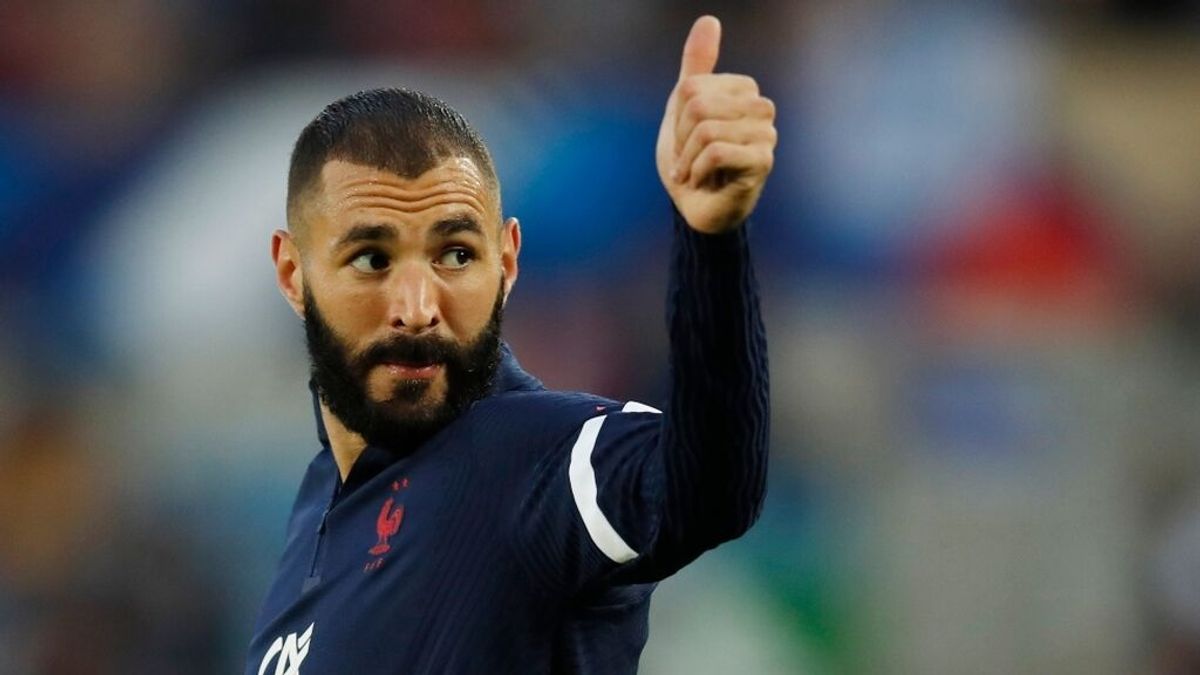 Francia sigue confiando en Karim Benzema pese a su juicio de apelación en el ‘Caso Valbuena’ Francia sigue confiando en Karim Benzema pese a su juicio de apelación en el ‘Caso Valbuena’