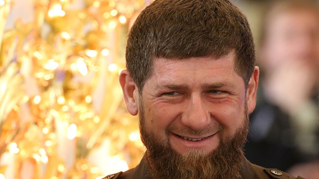 Unos mil voluntarios chechenos rumbo a Ucrania