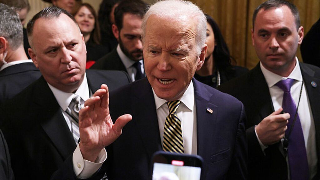 Biden llama criminal de guerra a Putin y el Kremlin dice que "inaceptable e imperdonable"