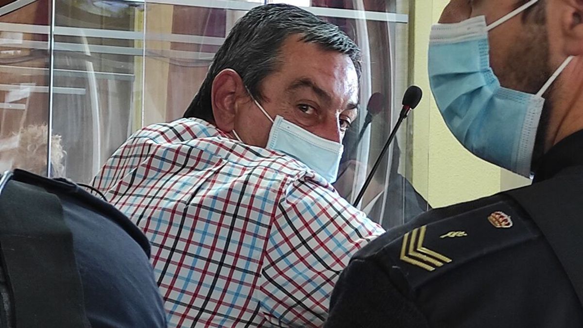 Condenado a 26 años de cárcel por degollar a su hermana en plena calle en Mancha Real Condenado a 26 años de cárcel por degollar a su hermana en plena calle en Mancha Real