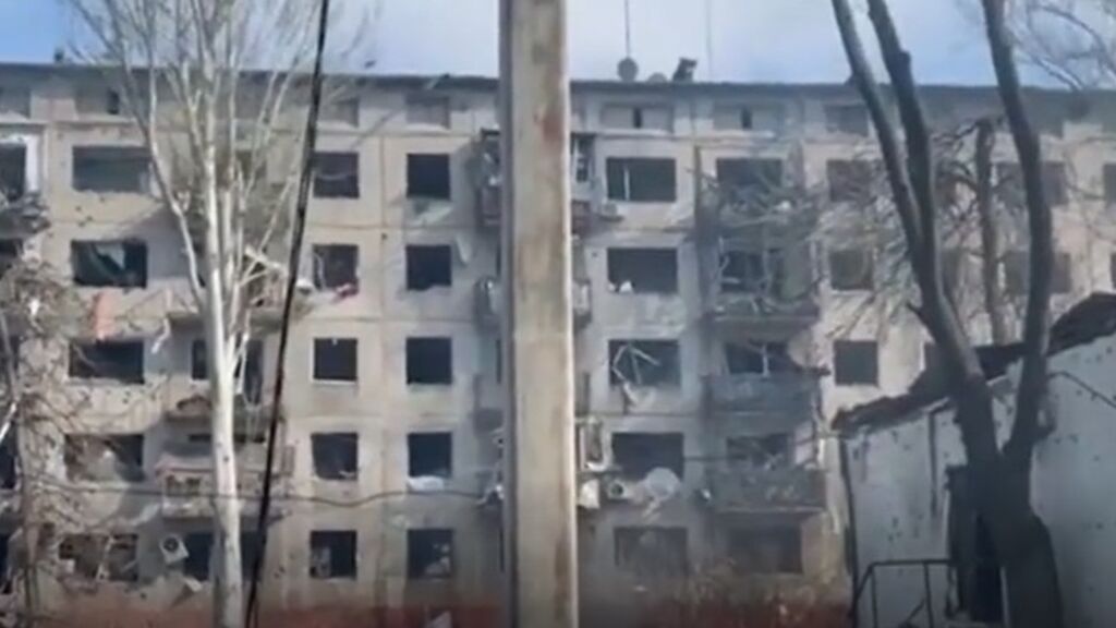 Nuevos bombardeos sobre edificios residenciales en Kramatorsk, Ucrania: dos civiles han muerto