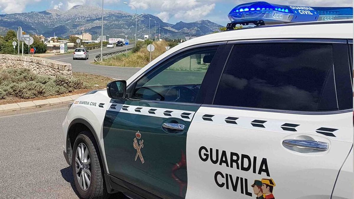 Detenida una pareja por tres robos con fuerza, en uno de ellos usaron a una niña de cuatro años Detenida una pareja por tres robos con fuerza, en uno de ellos usaron a una niña de cuatro años