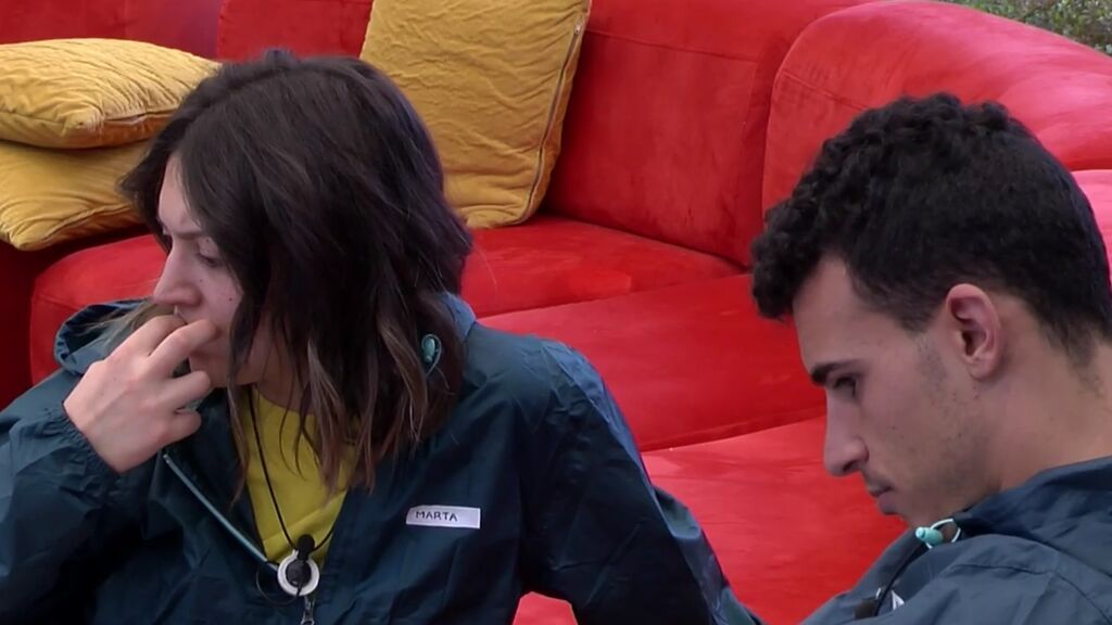 Marta y Adrián hablan bien de Rafa