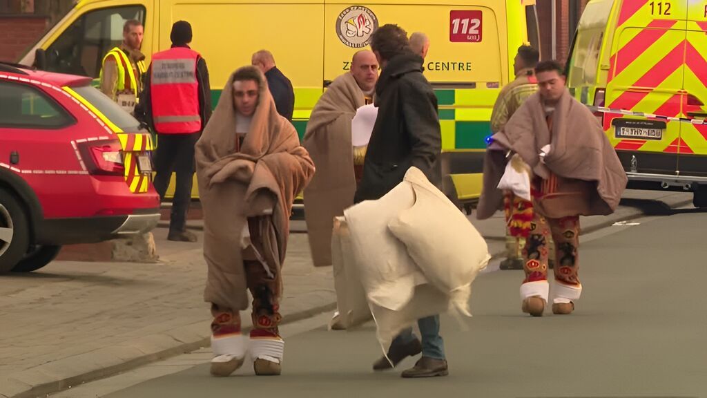 Al menos seis muertos y 20 heridos graves en un atropello multitudinario durante un carnaval en Bélgica