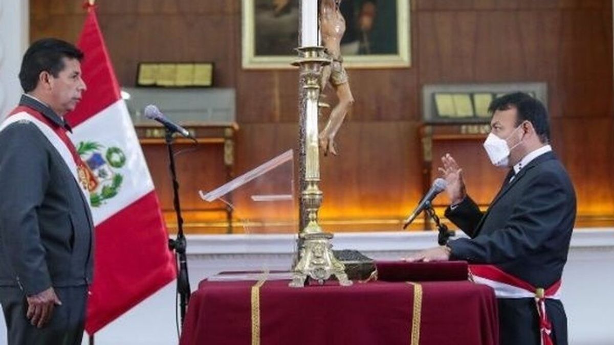 Enésima crisis de gobierno en Perú y nuevo ministro de Justicia Enésima crisis de gobierno en Perú y nuevo ministro de Justicia