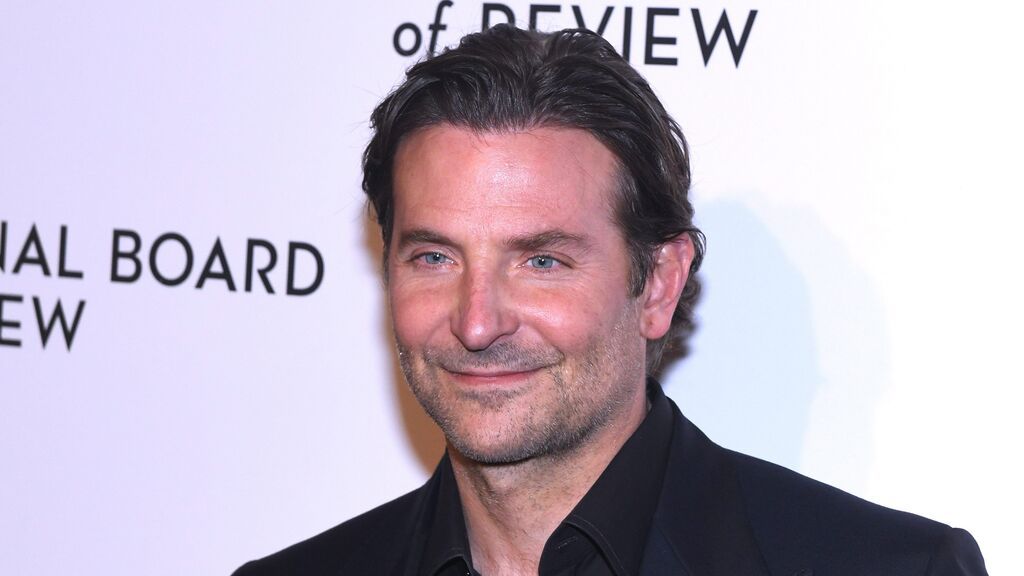 Bradley Cooper, George Clooney y otros famosos que se niegan a tener redes sociales