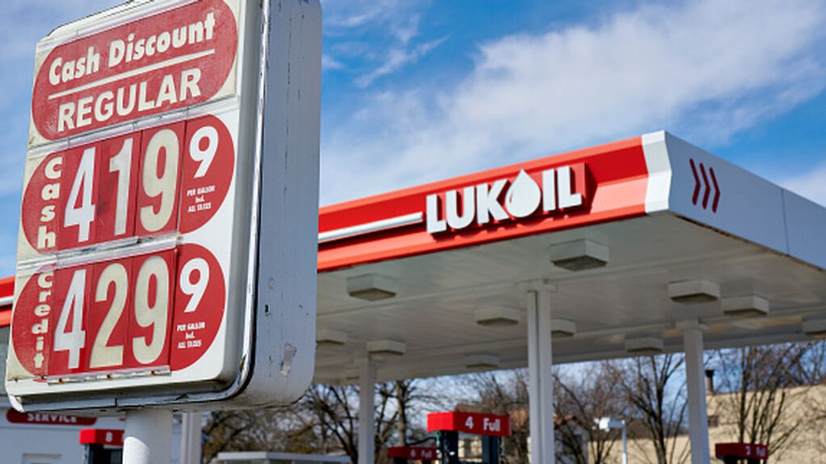 Los productos rusos, con la gasolina a la cabeza, se convierten en los parias del mercado Los productos rusos, con la gasolina a la cabeza, se convierten en los parias del mercado