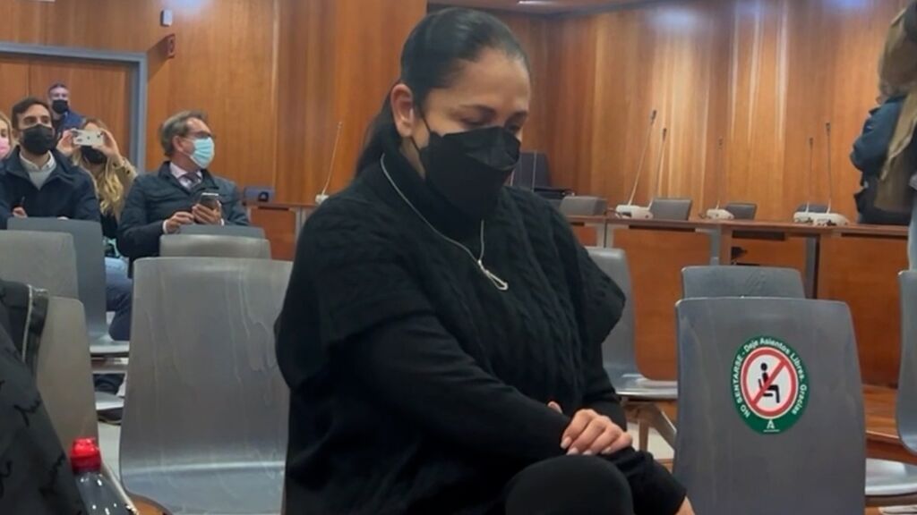 Isabel Pantoja se sienta en el banquillo acusada de un delito de insolvencia punible