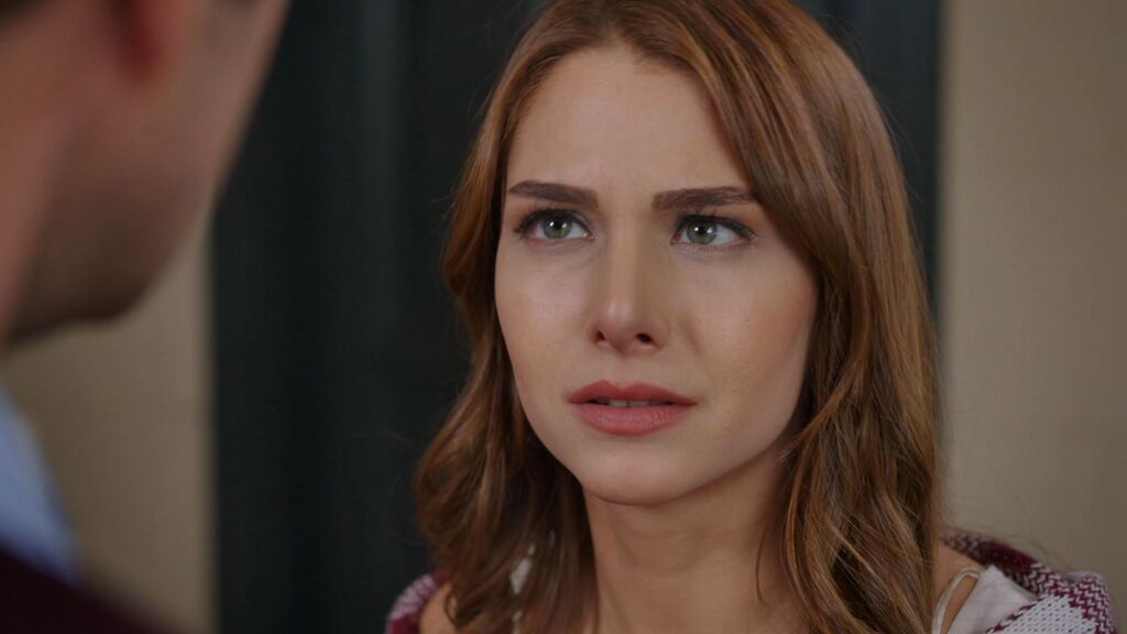 Bahar rompe con Ateş