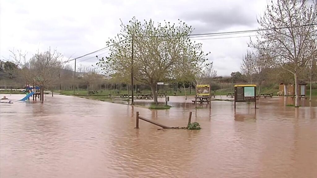 Diluvio Mediterráneo: alerta máxima por las lluvias en Valencia y Castellón por un tren de borrascas
