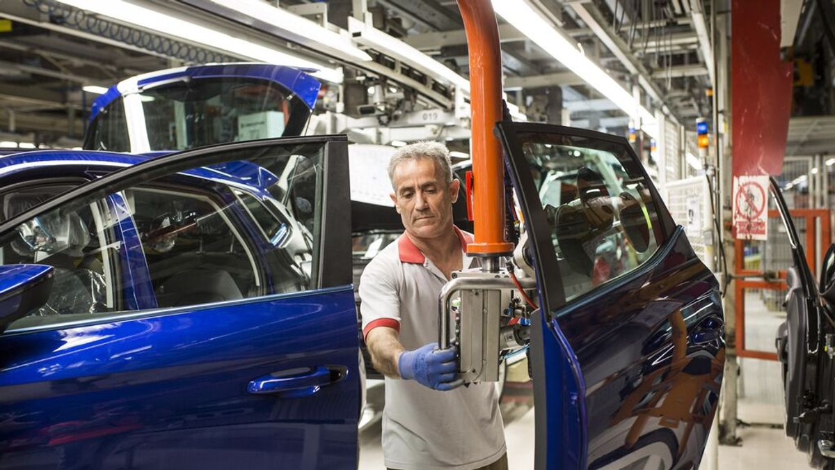 Seat anuncia pérdidas de 256 millones en 2021 por la crisis de semiconductores Seat anuncia pérdidas de 256 millones en 2021 por la crisis de semiconductores