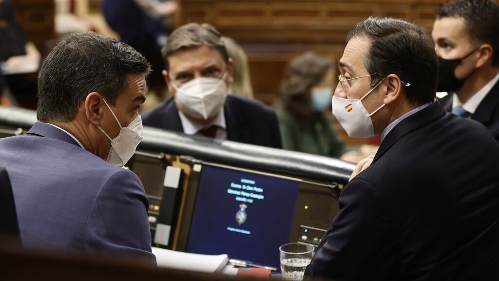 Albares afirma que España deja de ser "espectador" y pasa a ser un "actor" en el Sáhara