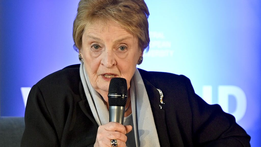 Muere Madeleine Albright, primera mujer secretaria de Estado de EE. UU.