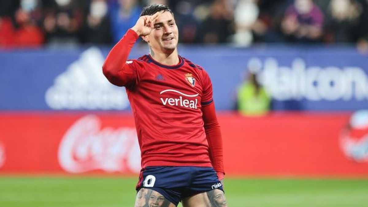 Chimy Ávila se ofrece a Luis Enrique para jugar con España: "Si me llama, le digo que sí" Chimy Ávila se ofrece a Luis Enrique para jugar con España: "Si me llama, le digo que sí"