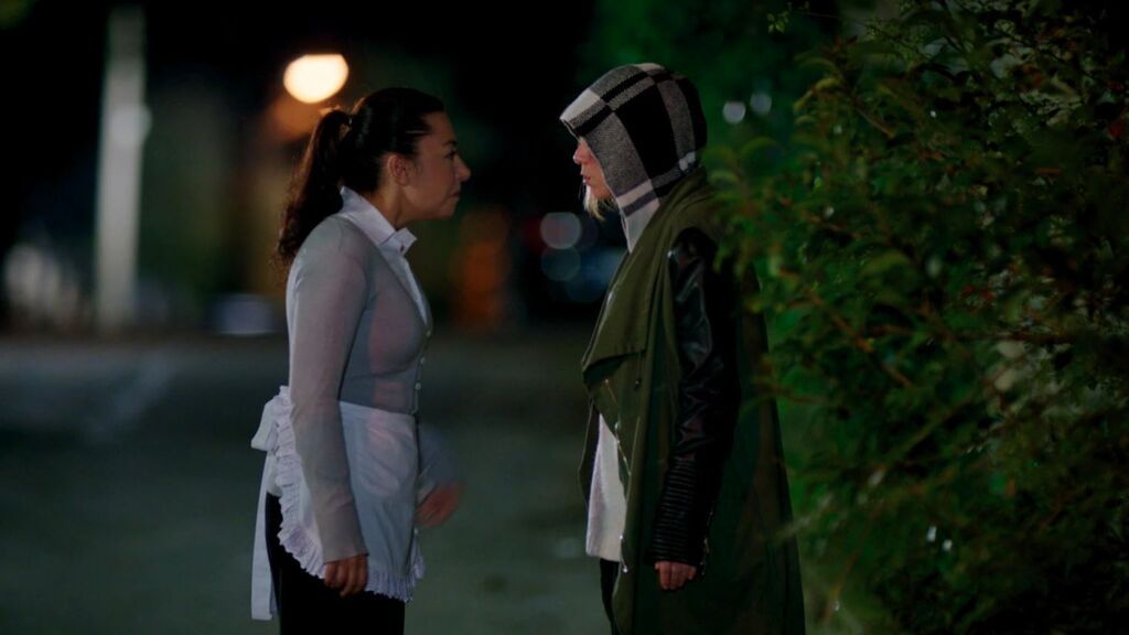 Efsun amenaza a Beyza