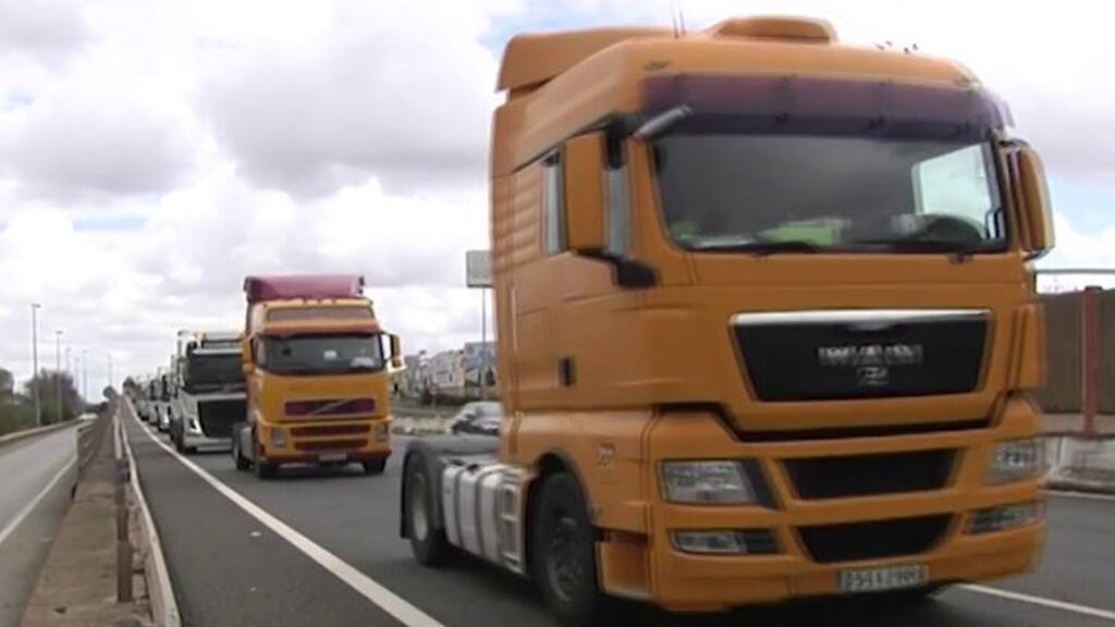 Los transportistas piden 1.000 millones de euros en ayudas