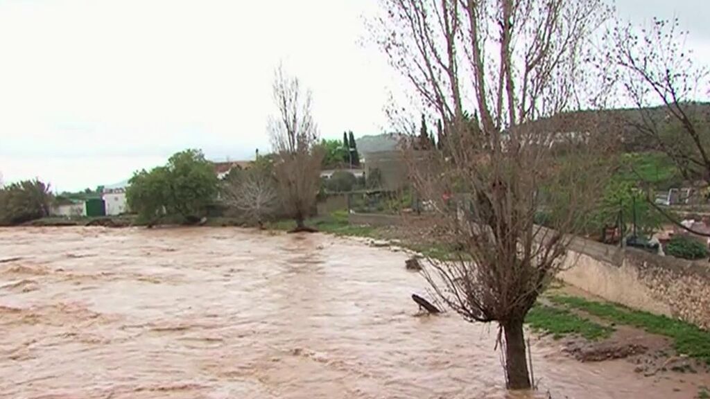 Las imágenes del temporal en España: desprendimientos e inundaciones a la espera de más lluvias