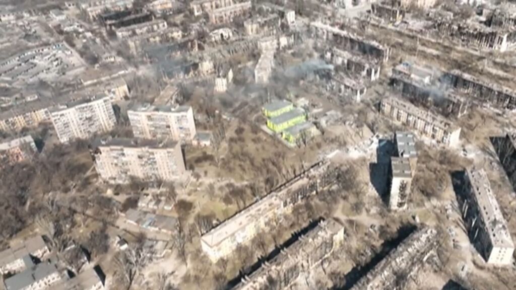 Mariúpol, la ciudad más golpeada por Putin, a vista de dron