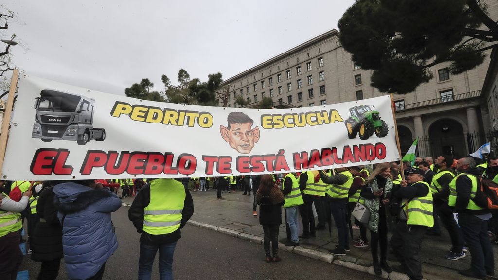 Manifestación de los transportistas en Madrid: del unos cuantos de Fernando Simón a ministra dimisión