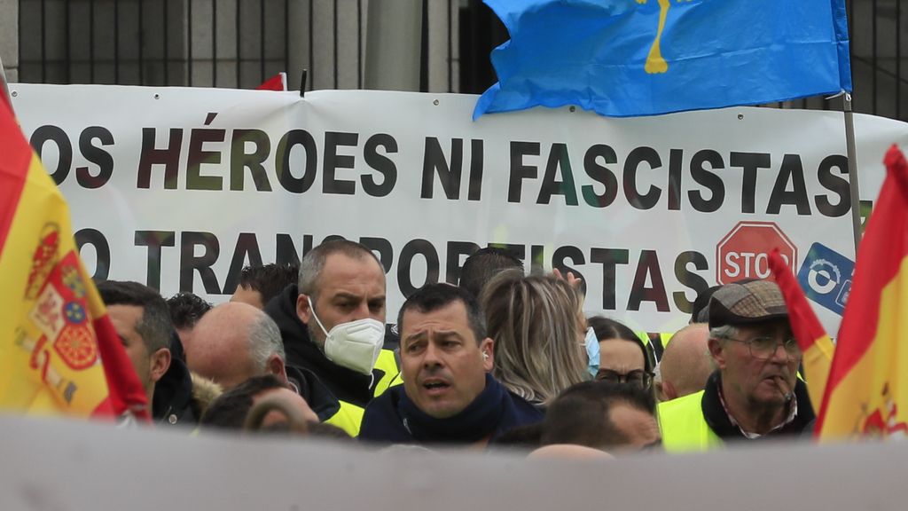 Manifestación de los transportistas en Madrid: del unos cuantos de Fernando Simón a ministra dimisión