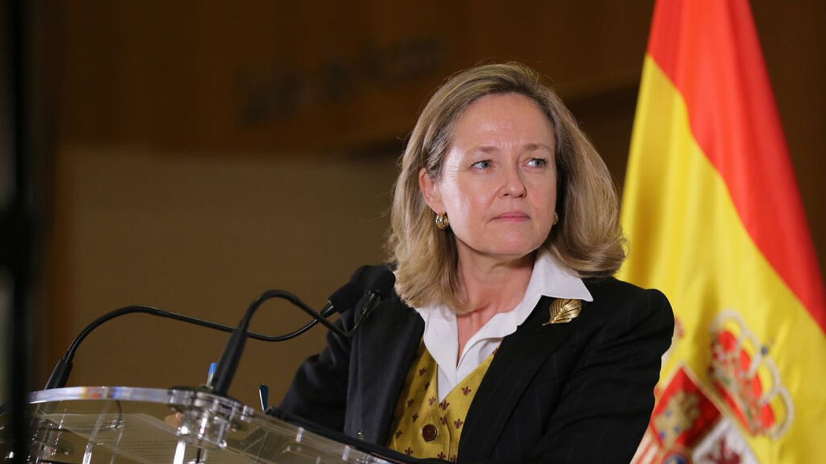 Calviño pide a las eléctricas que contribuyan a ser parte de la solución Calviño pide a las eléctricas que contribuyan a ser parte de la solución